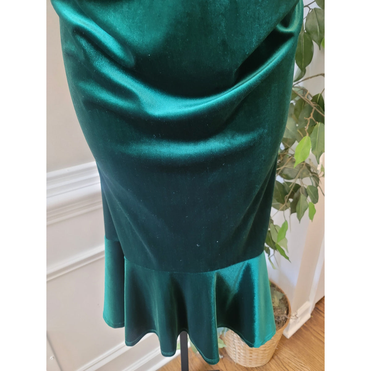 MY Bump Velvet Midi Dress Women's Size X-Large Emerald Green Short Sleeves