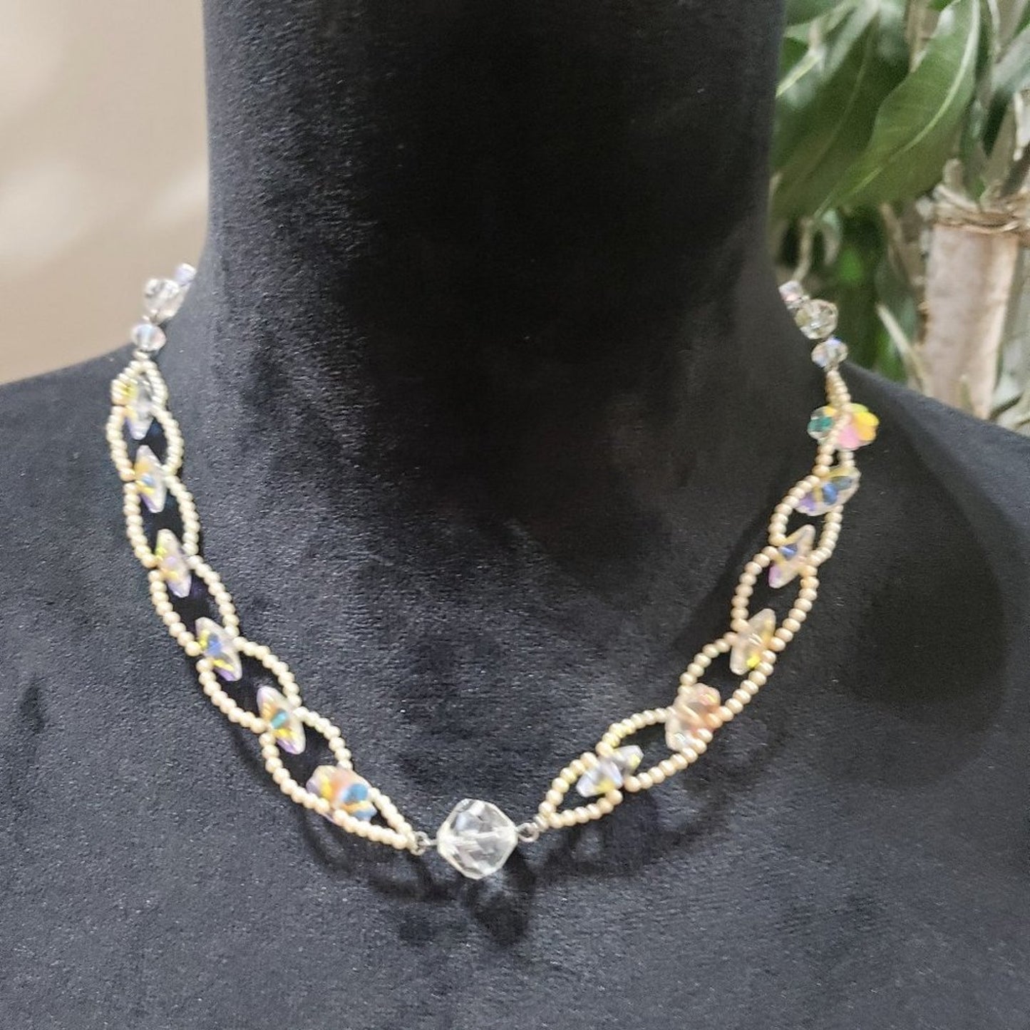 Womens Fashion Beaded Clear Crystal Faux Pearl Choker Necklace