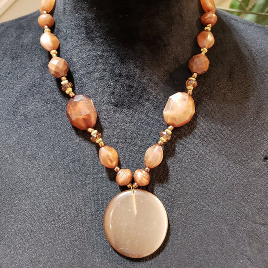 Womens Fashion Brown Chunky Bead Disc Pendant Collar Necklace with Lobster Clasp