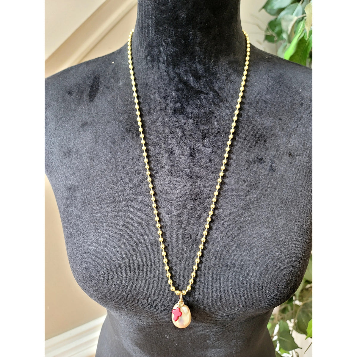 Antique Gold Tone Beaded Necklace Pink Stone Pendant Boho Vintage Statement