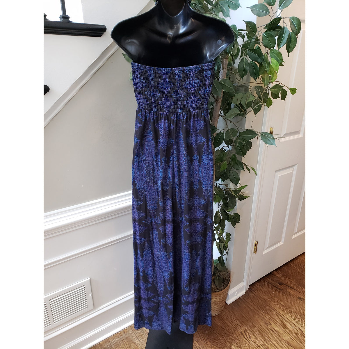 Gap Smocked Long Maxi Dress Women's Small Black Blue Geo Print Off The Shoulder