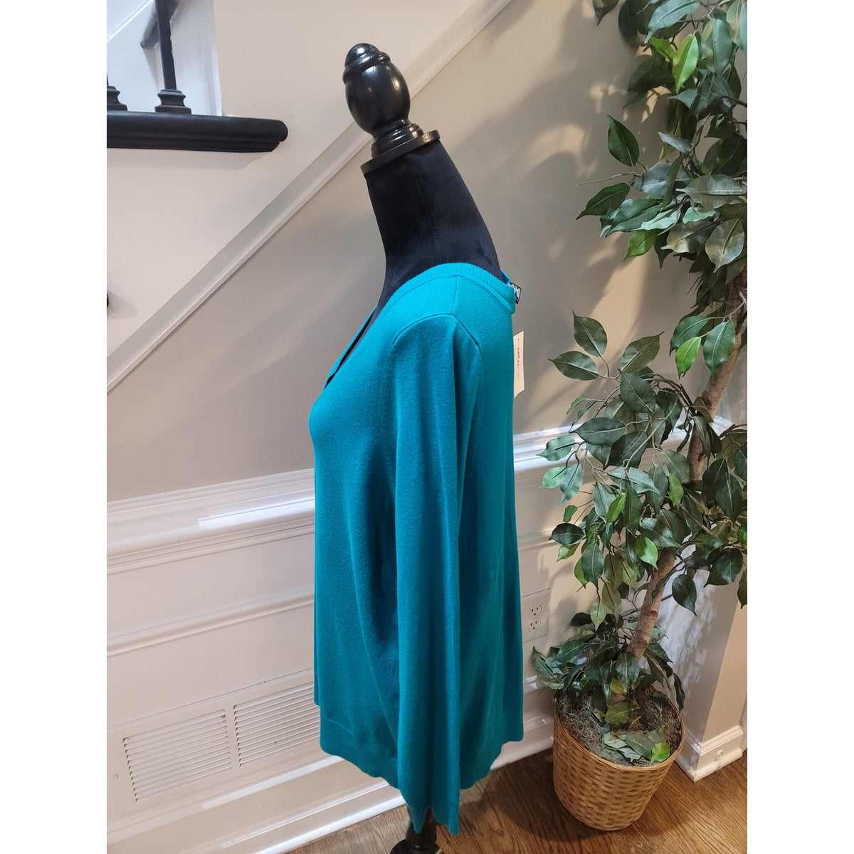 Lane Bryant Pullover Sweater Women's SZ 14/16 Teal Ribbed Hem V-Neck Long Sleeve