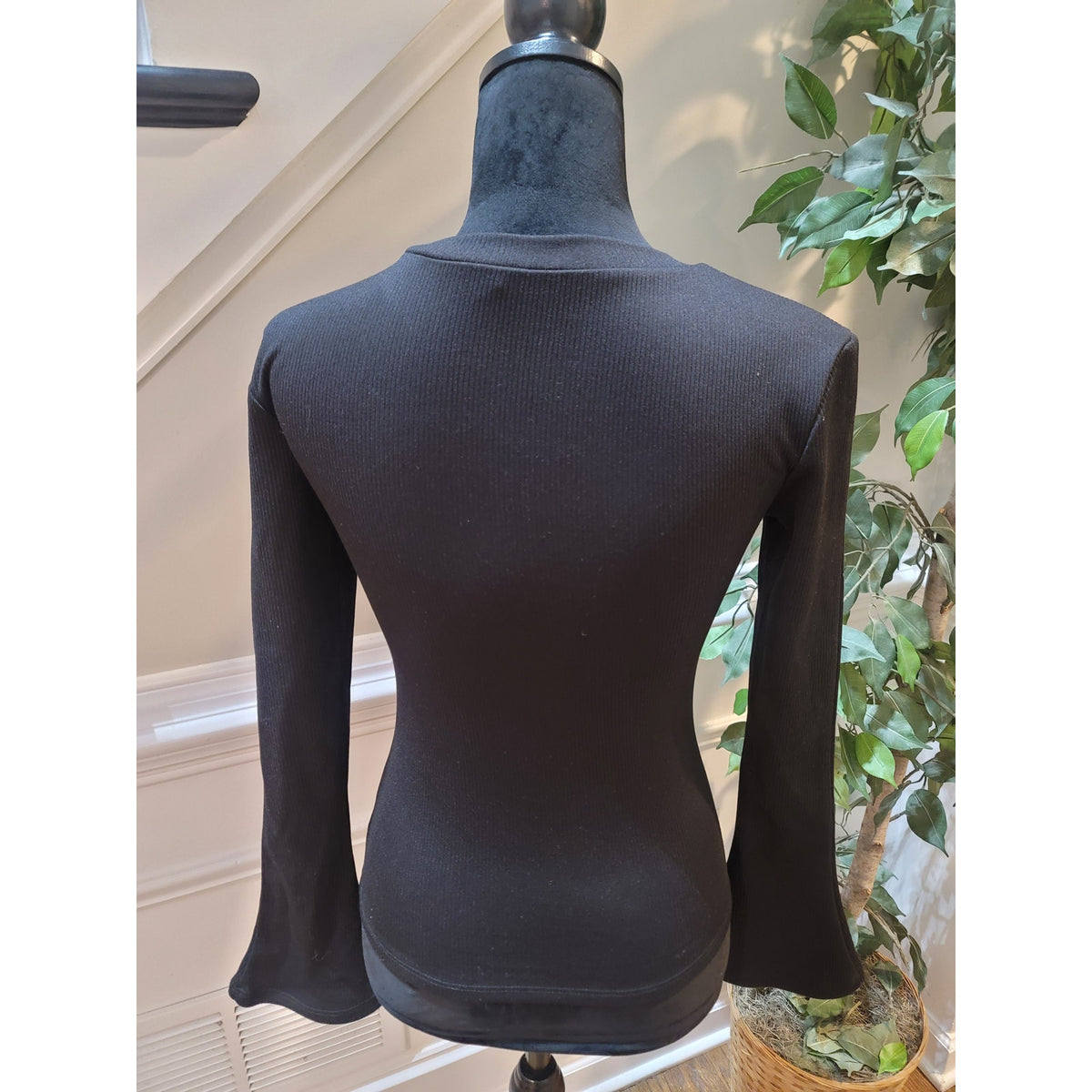 Glam Pullover Sweater Womens Small Black Ribbed Bell Cuff Crew Neck Flare Sleeve