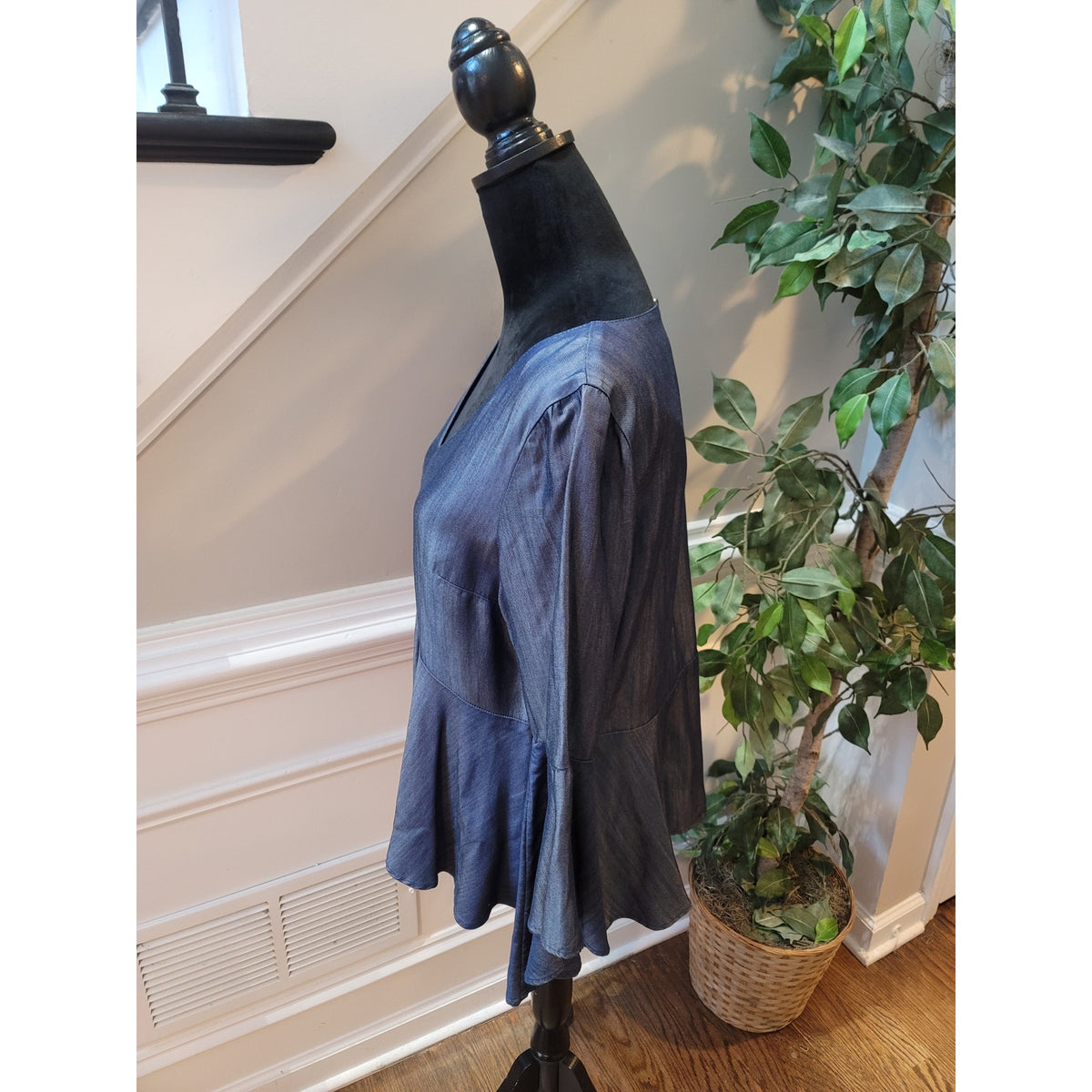 White House Black Market Peplum Top 10 Blue Denim Dramatic Bell Sleeve Pullover