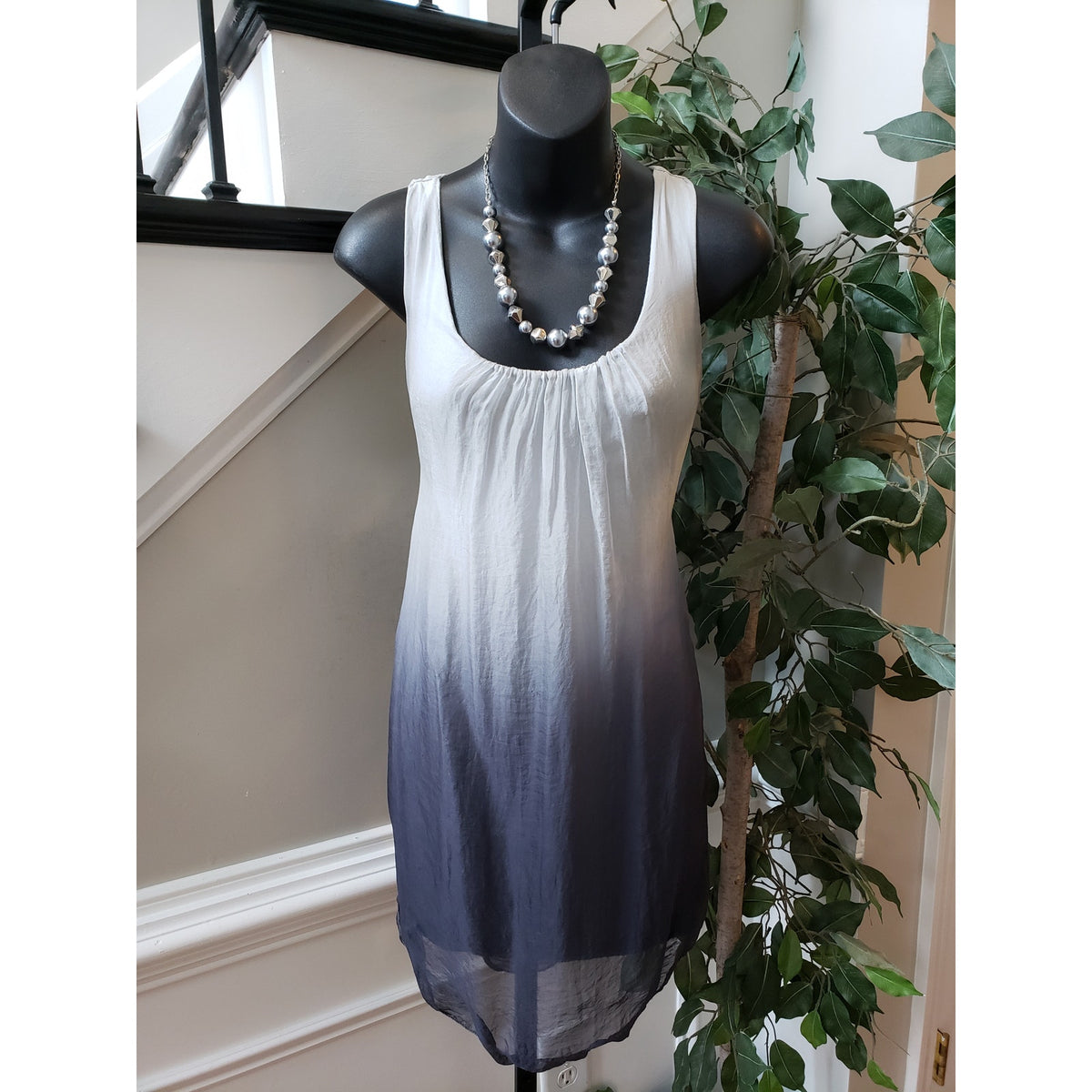 Prontomoda Giusy Sheath Dress Womens Size XS White Tie Dye Sleeveless Scoop Neck