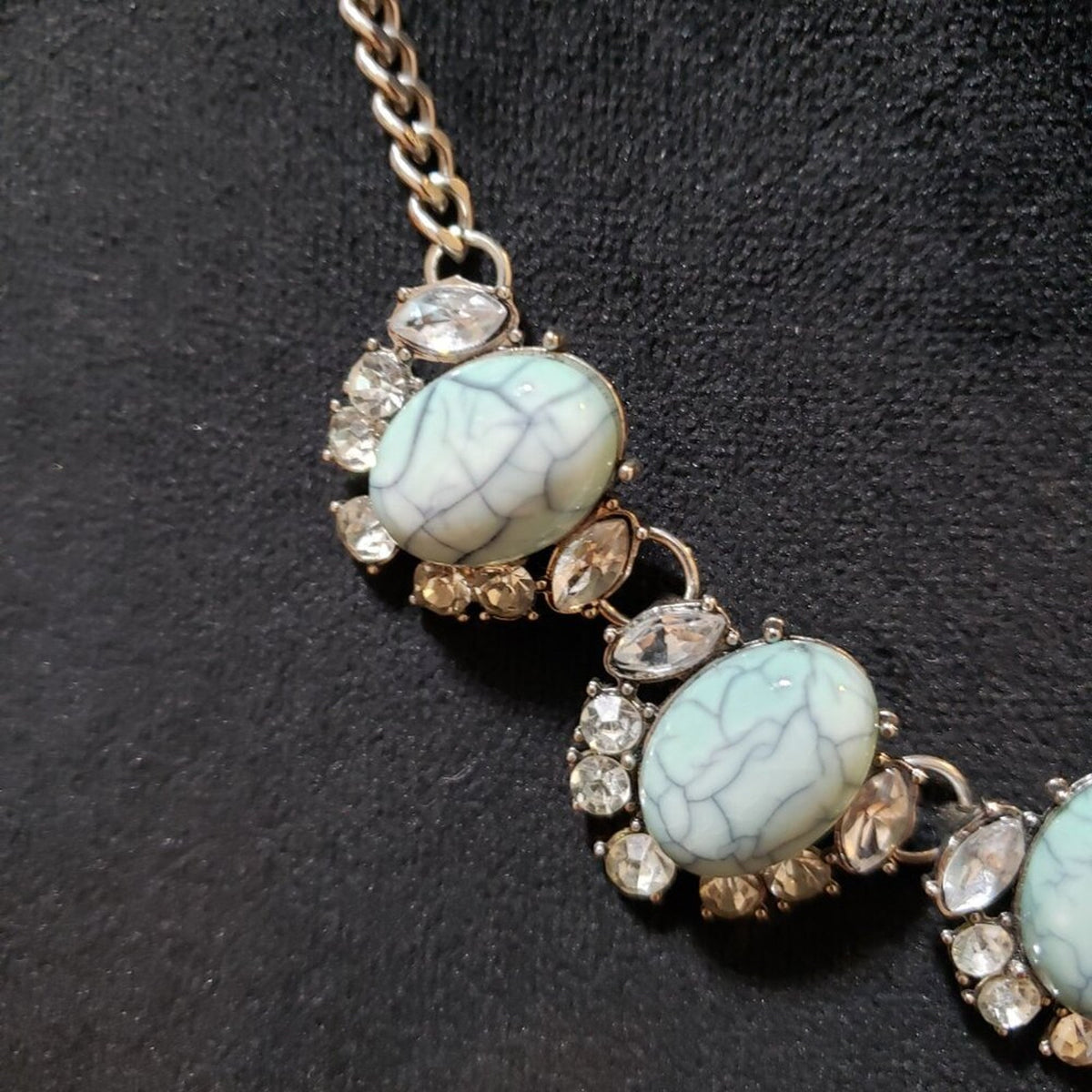 Etco Womens Silver Plated Turquoise Prong Crystals Necklace with Lobster Clasp