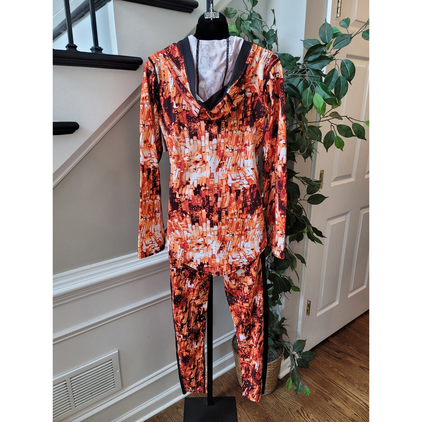 Dolce Bonita Activewear Three Piece Set Women Medium Orange Black Tracksuit