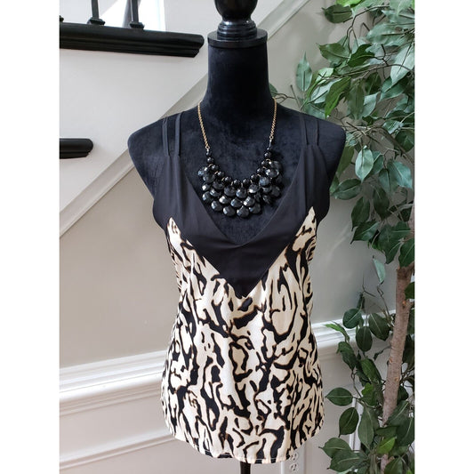 Boohoo Women's Black White 100% Polyester V-Neck Sleeveless Top Blouse Size 8