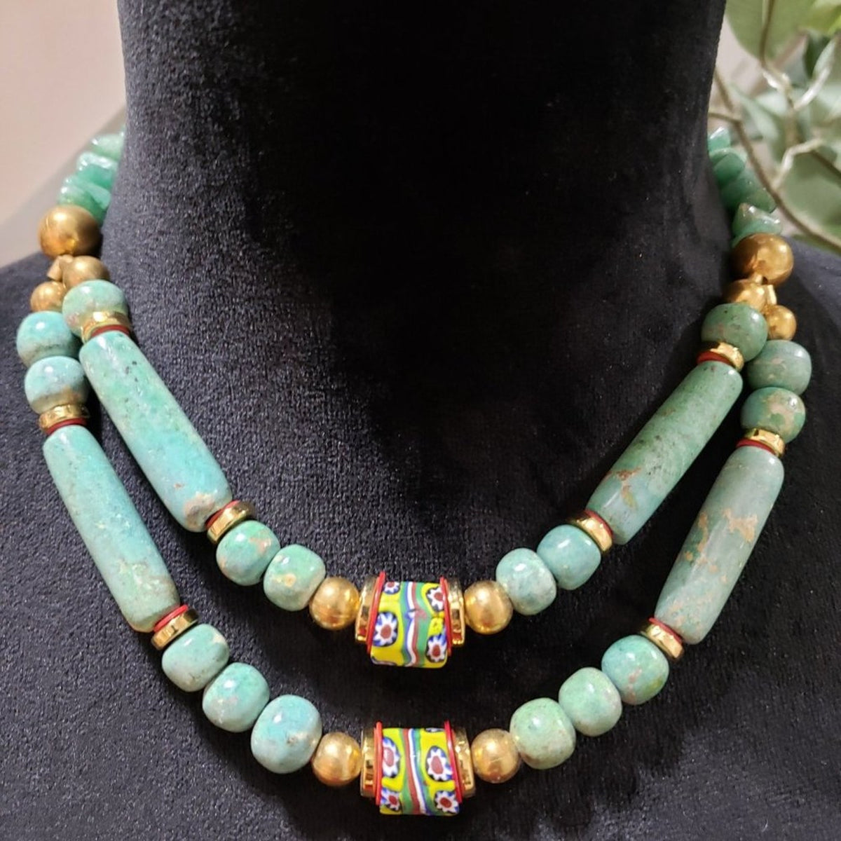 Womens Fashion Glass Round Jewelry Beaded Collar Necklace with Lobster Clasp