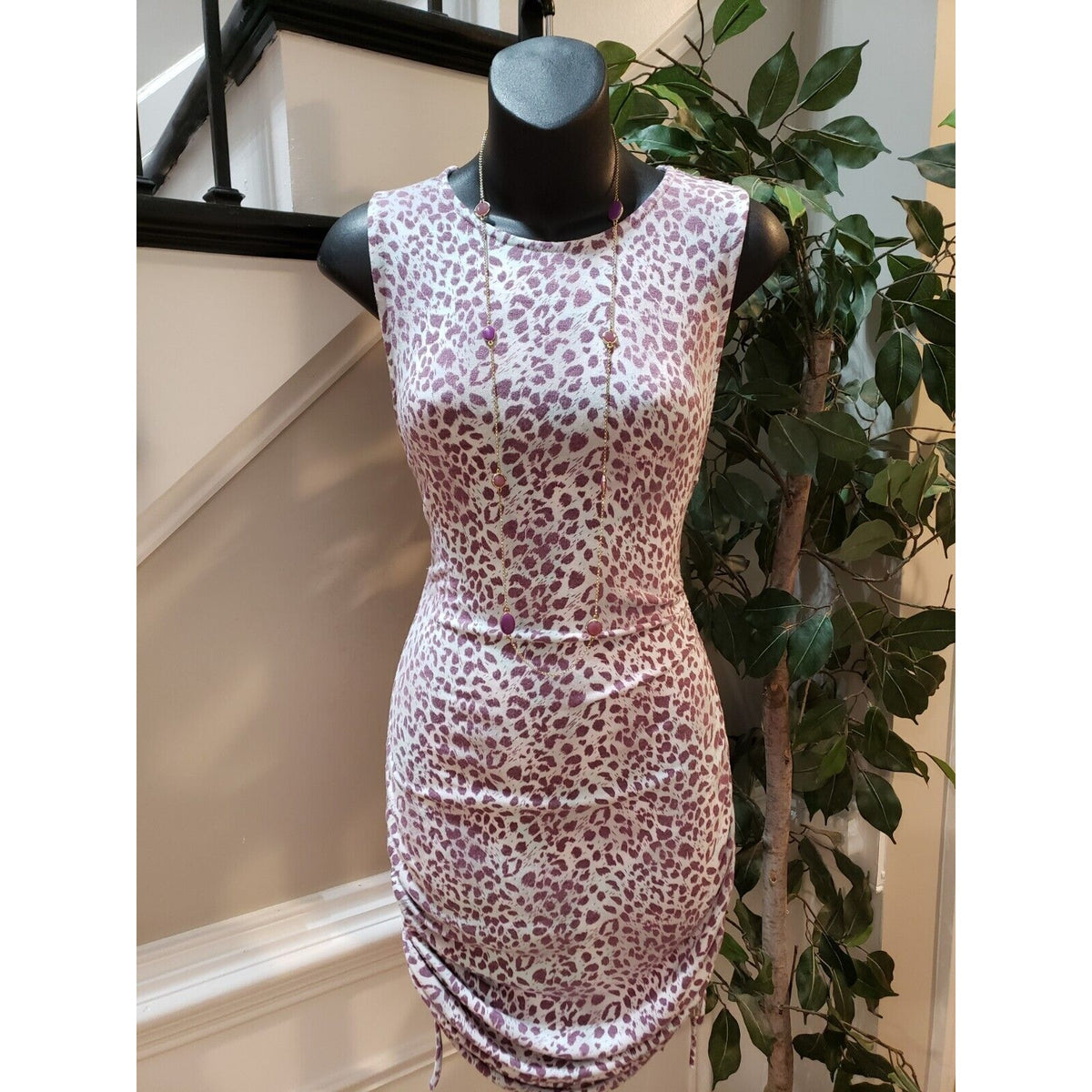 Blue Blush Women's Purple Round Neck Sleeveless Bodycon Knee Length Dress Small