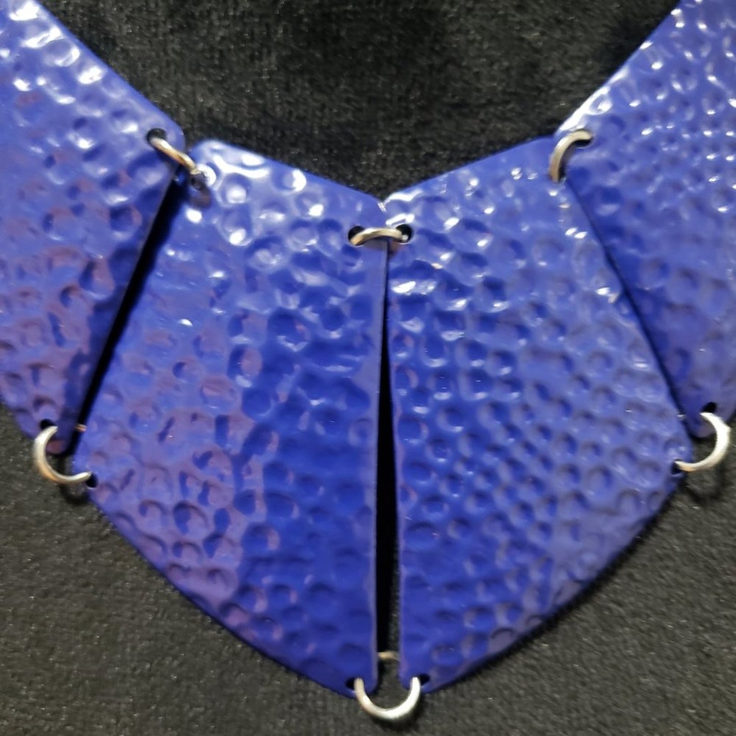 My Style Womens Fashion Blue Color Hammered Metal Collar Necklace with Lobster