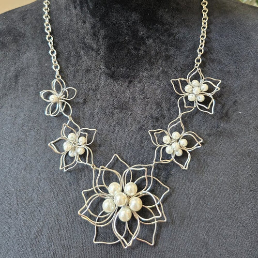 Womens Silver Tone Filigree Flowers Faux Pearl Details Necklace w/ Lobster Clasp