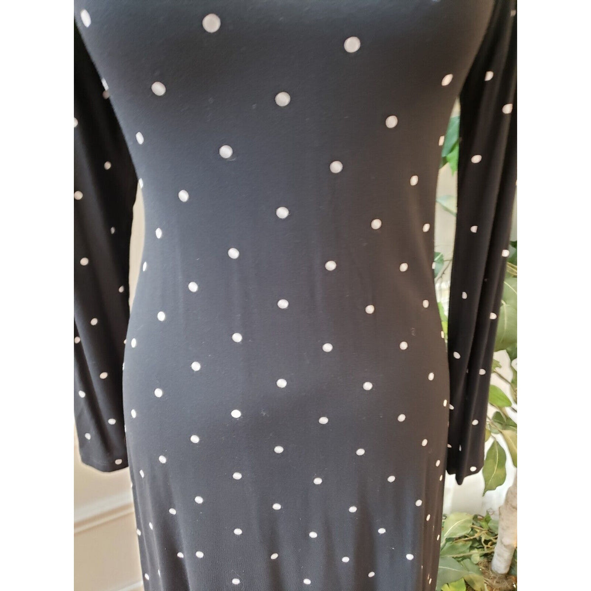 Old Navy Women Black Polka Dot Round Neck Long Sleeve Knee Length Sheath Dress S