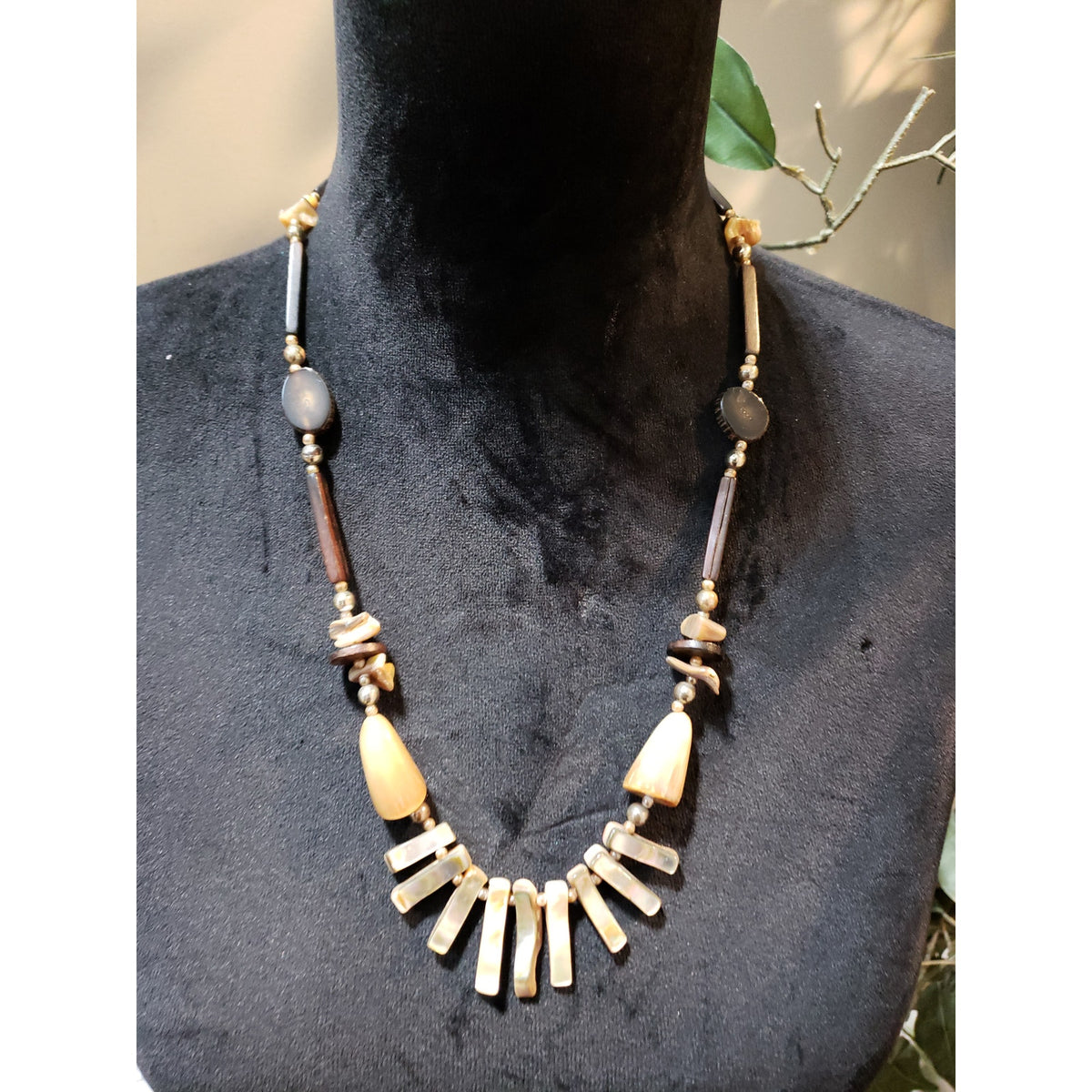 Women's Shell Horn Wood Beaded Necklace Spring Ring Clasp Tribal Boho Style