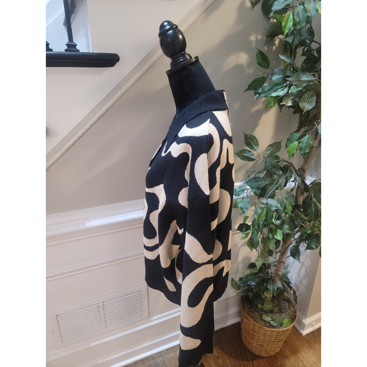 Cider Polo Sweater Women's 2XL Black/Beige Abstract Drop Shoulder Pointed Collar