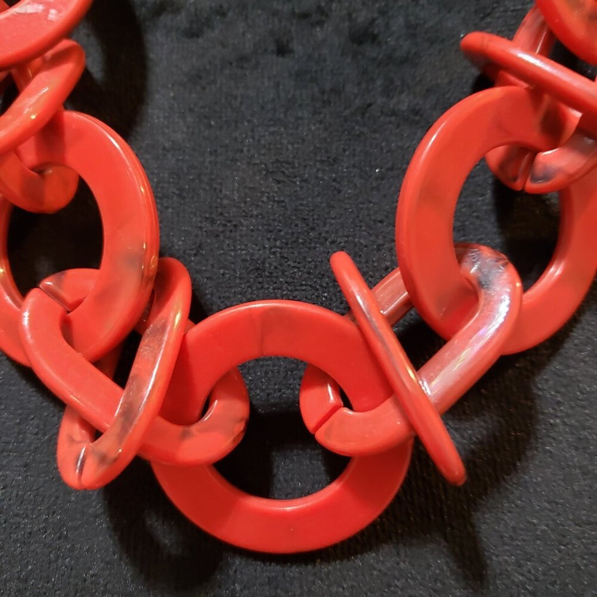 Womens Fashion Red Marble Twisted Link Chain Necklace Jewelry with Lobster Clasp