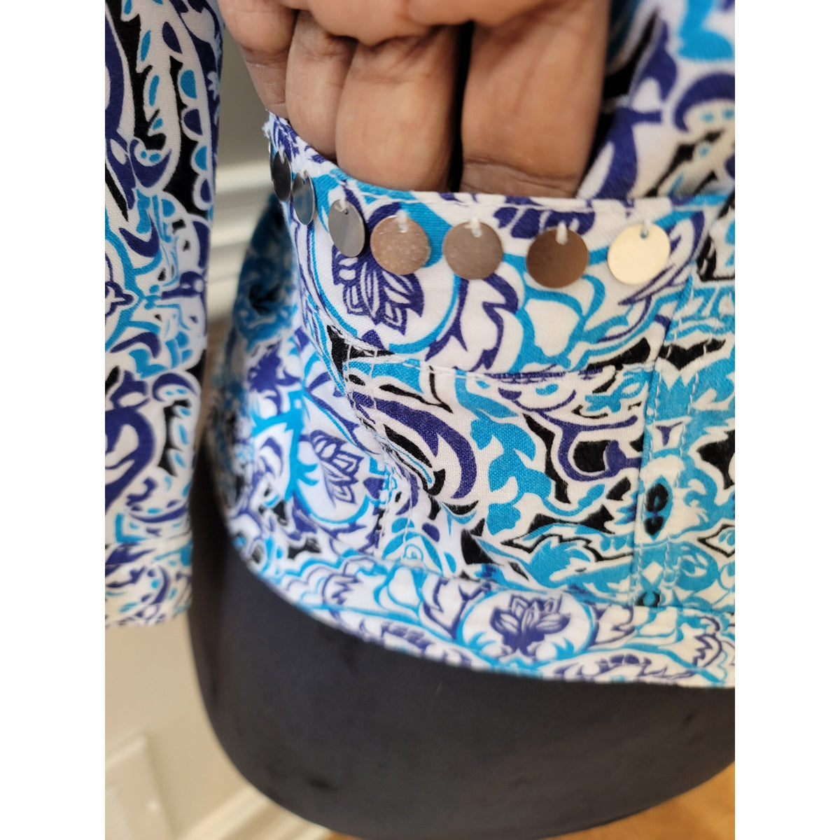 Ruby Rd. Cropped Jacket Womens SZ 10P Blue/White Paisley Button Front 3/4 Sleeve