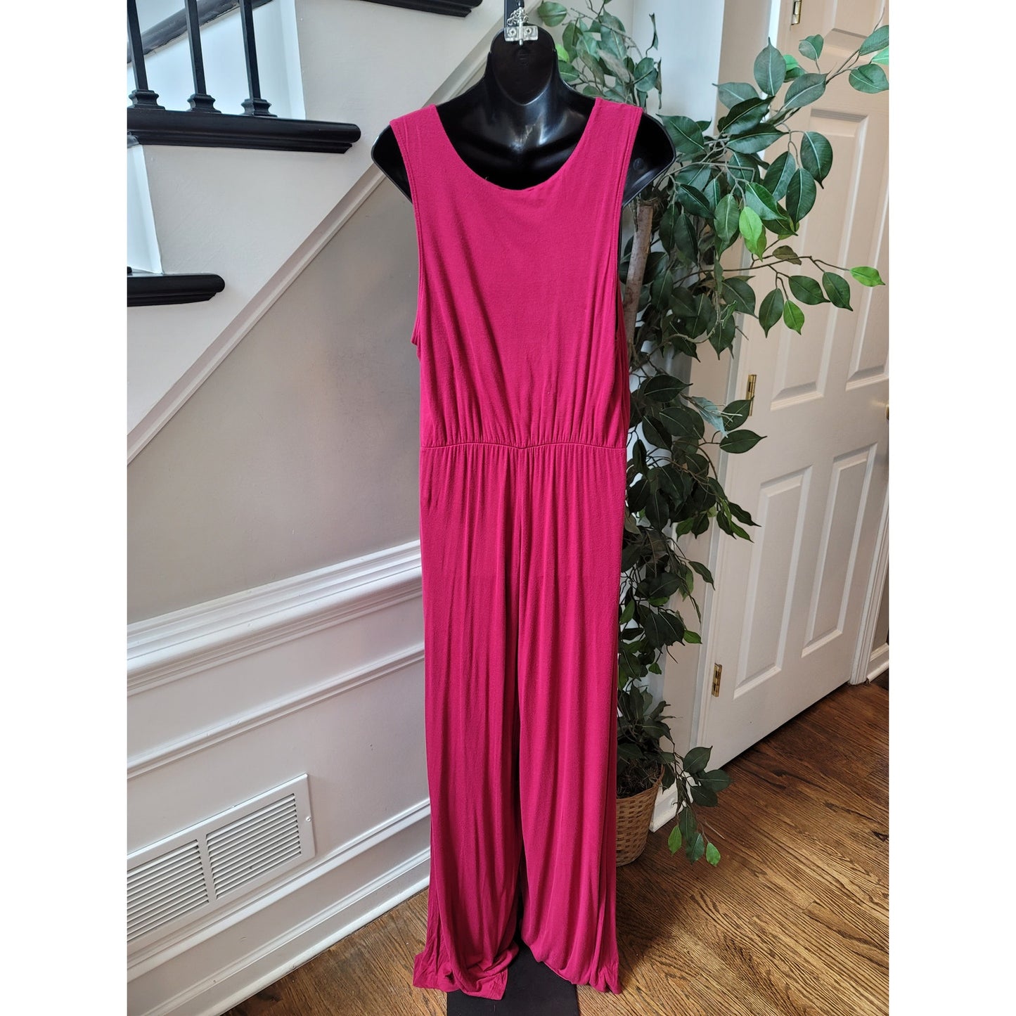 Bar III Romper Women's XL Pink Sleeveless Twist Front Keyhole Rayon Spandex