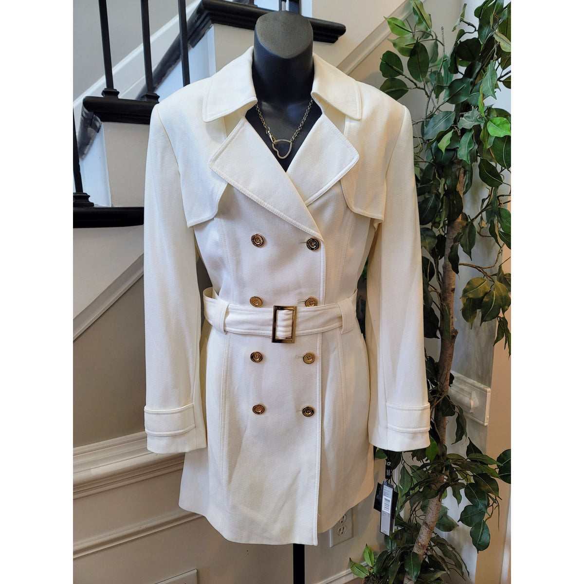 Tahari Trench Coat Womens SZ 12 White Double Breasted Buttons Belted Long Sleeve