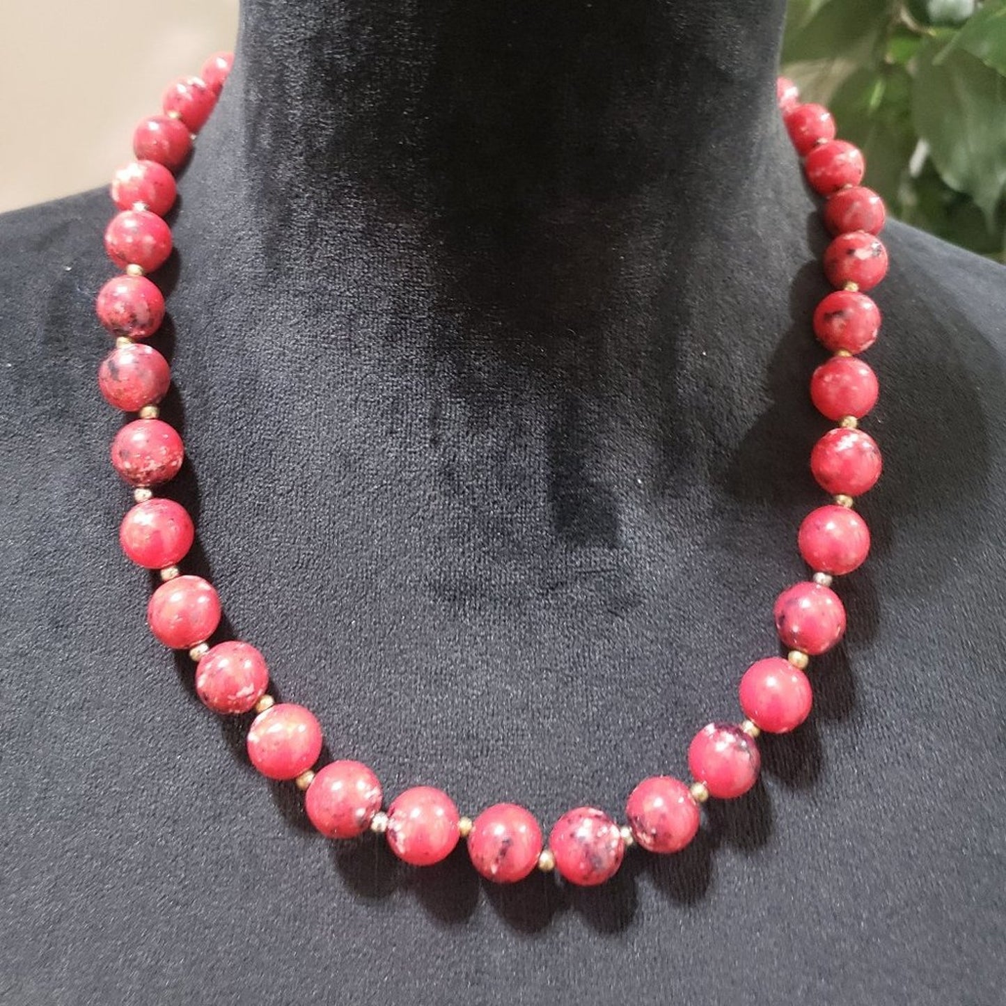 Womens Fashion Natural Red Round Beads Single Strand Necklace w/ Lobster Clasp