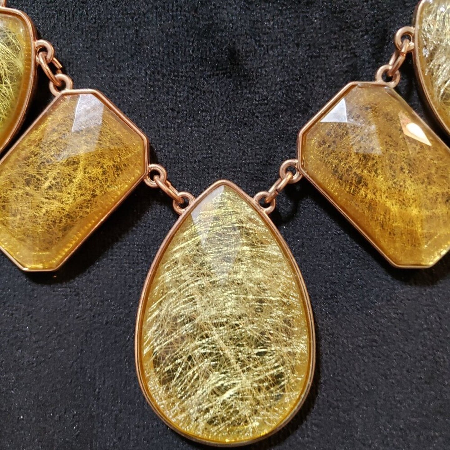 Womens Lucite Geometric Statement Gold Tone Chain Necklace with Lobster Clasp