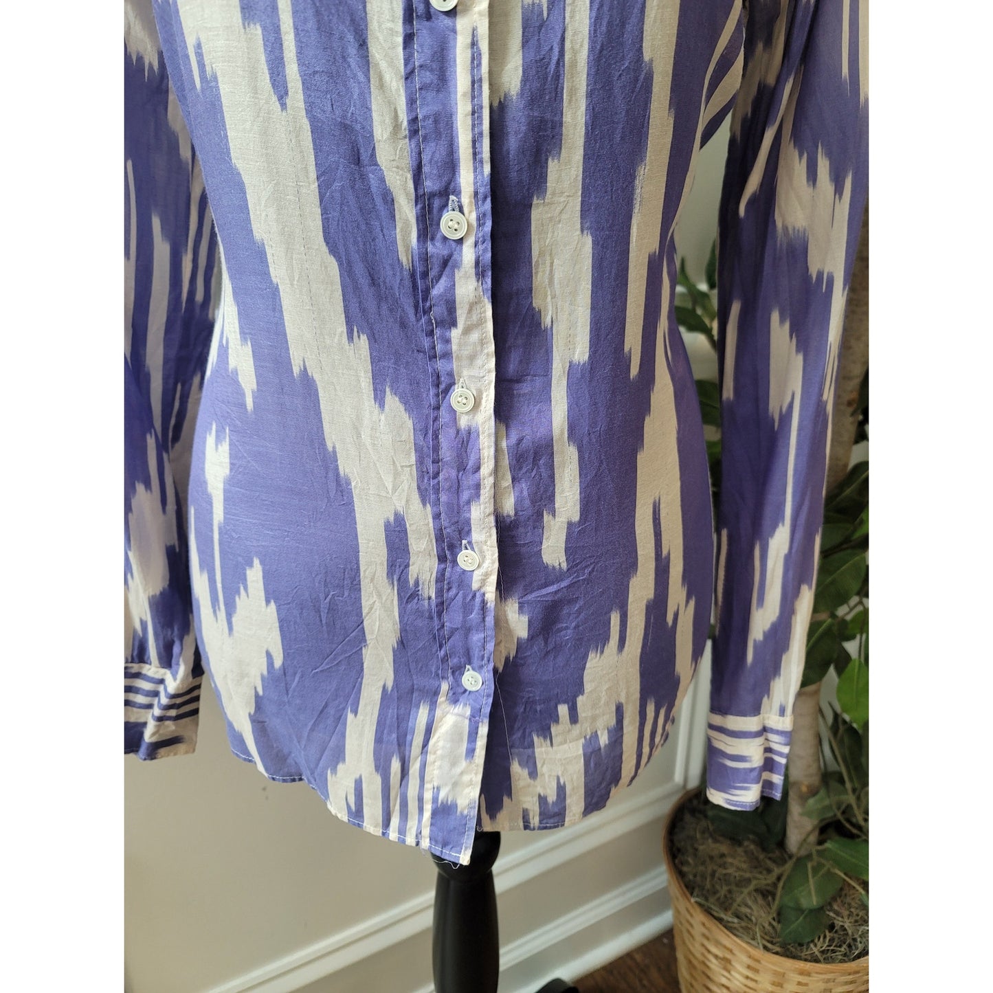 J Crew Button Up Shirt Women's Size 8 Purple White Silk Cotton Blend Long Sleeve