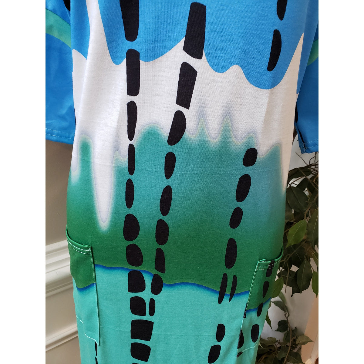 Abstract Tunic Dress Women Size XL Blue Green Short Sleeve V Neck Pockets Casual