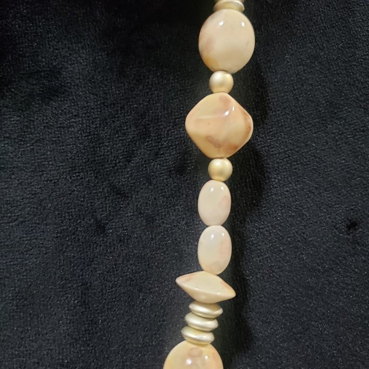 Womens Fashion Beige Chunky Round Beaded Necklace Jewellery w/ Lobster Clasp