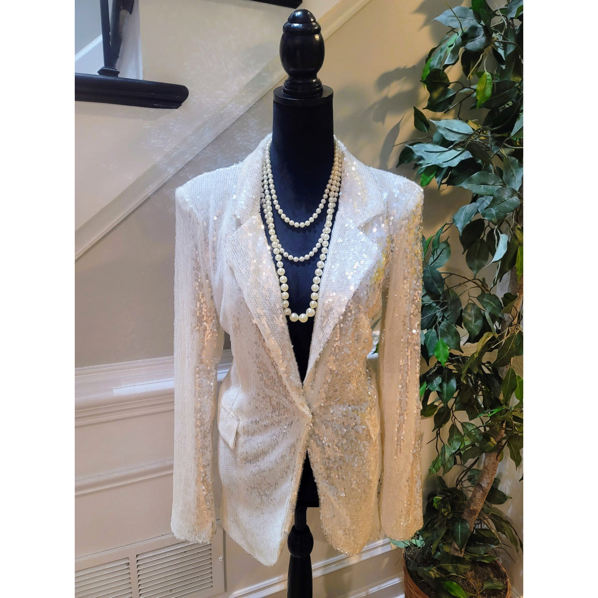 Celebrity Sequin Blazer Women's Large White Snap Button Fully Lined Faux Pockets
