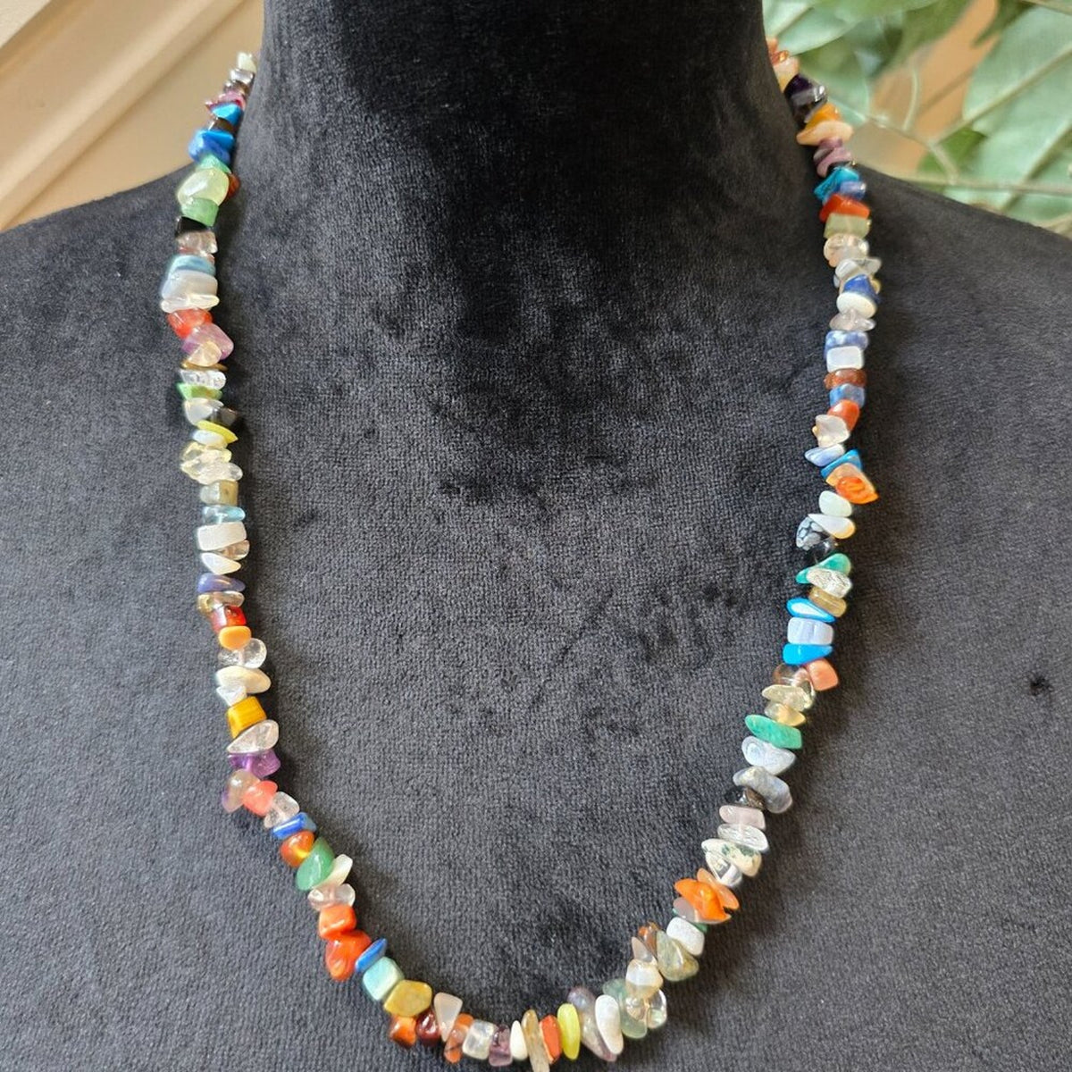 Womens Assorted Gemstone Chip Beaded Single Strand Collar Necklace Lobster Clasp