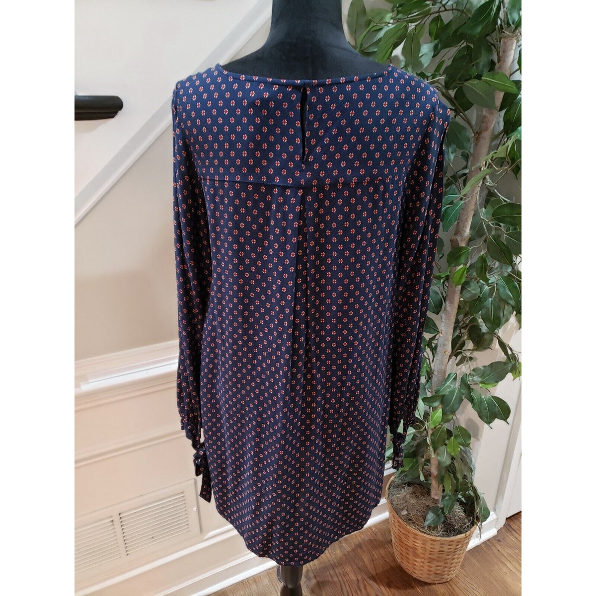 H&M Women's Blue 100% Viscose Round Neck Long Sleeve Knee Length Dress Size 10