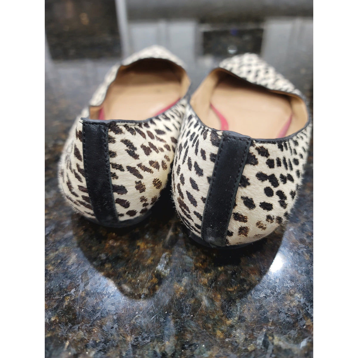 Banana Republic Pumps Women Size 8 White Brown Leopard Print Pointed Toe Slip On