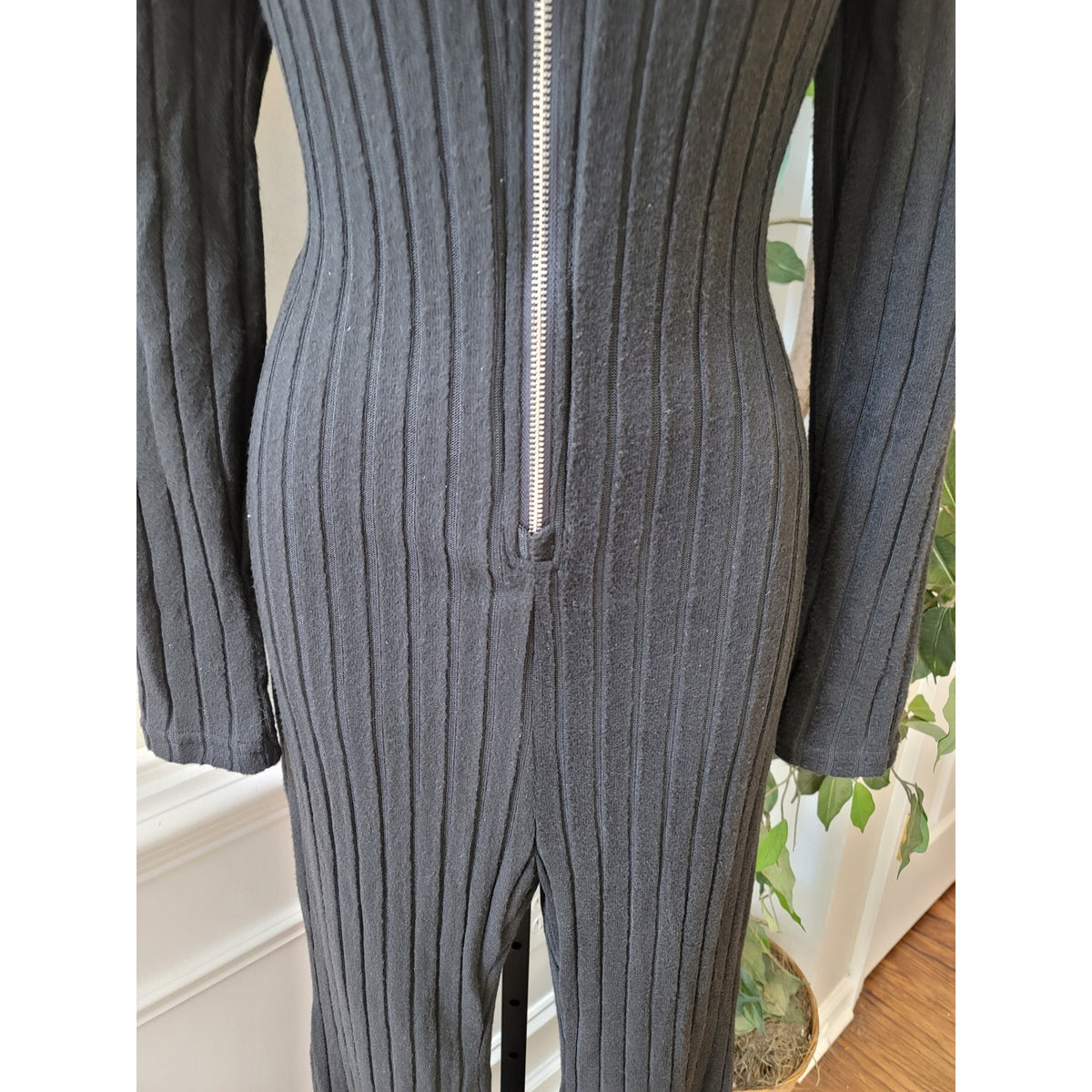 Shein Ribbed Zipper Jumpsuit Women’s Size 6 Black Turtleneck Long Sleeves