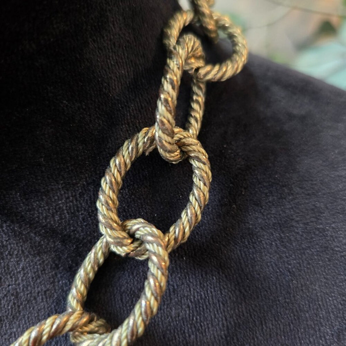 Womens Gold Tone Twisted Rope Ring Link Chain Choker Necklace with Toggle Clasp