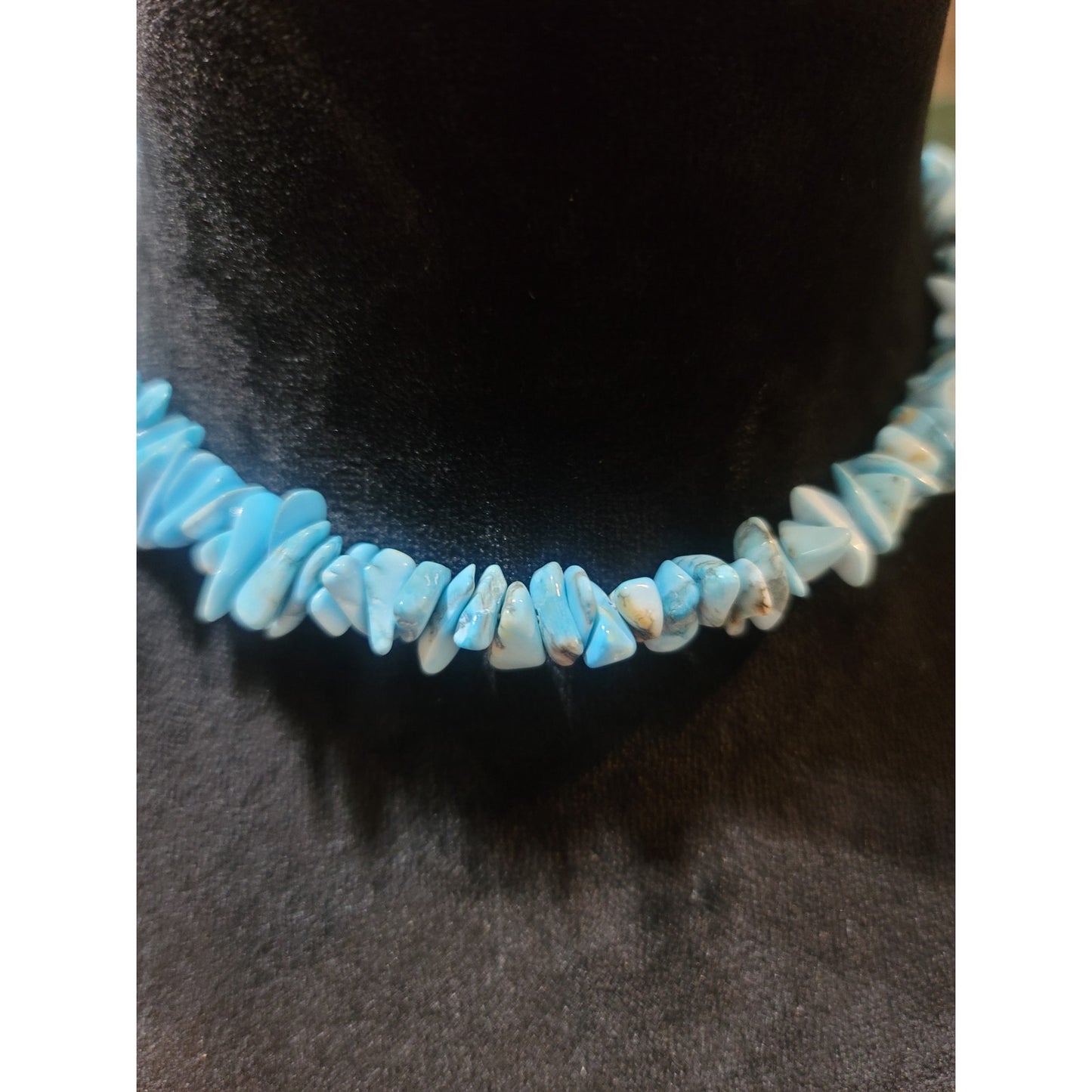 Women's Turquoise Chip Beaded Necklace With Magnetic Clasp Handmade Jewelry