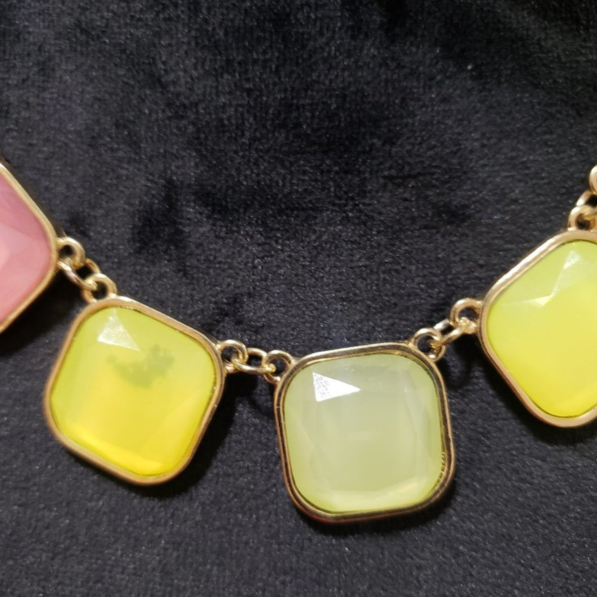 Womens Fashion Multi-Colored Stones Collar Necklace with Lobster Clasp
