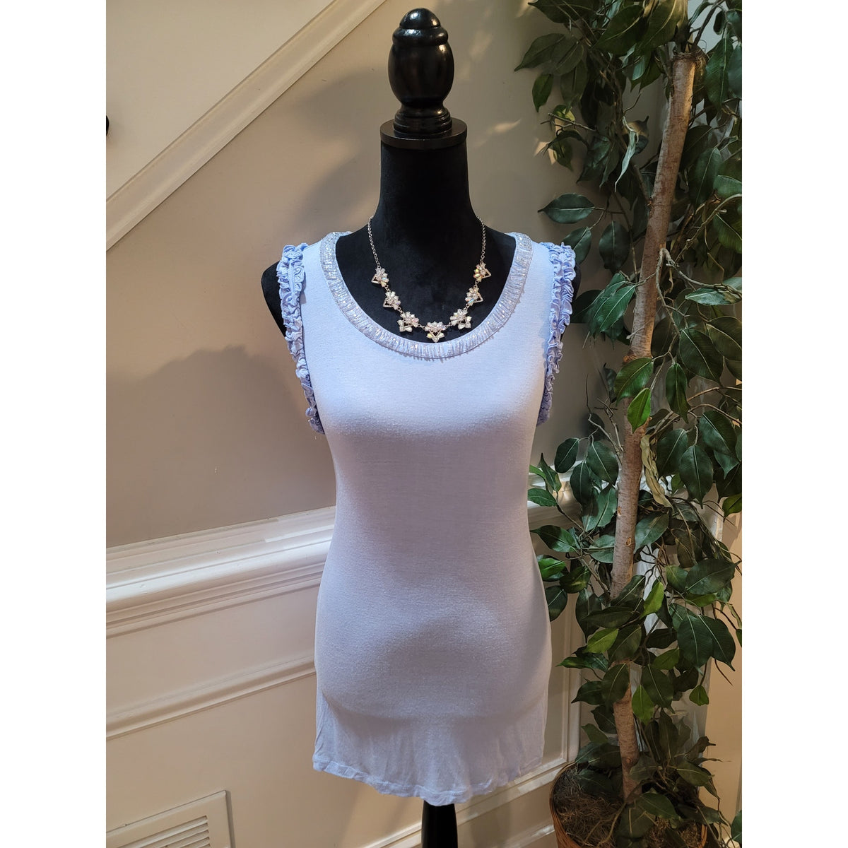 Kenar Bodycon Dress Women's Size Medium Ruffle Sleeveless Scoop Neck Stretch