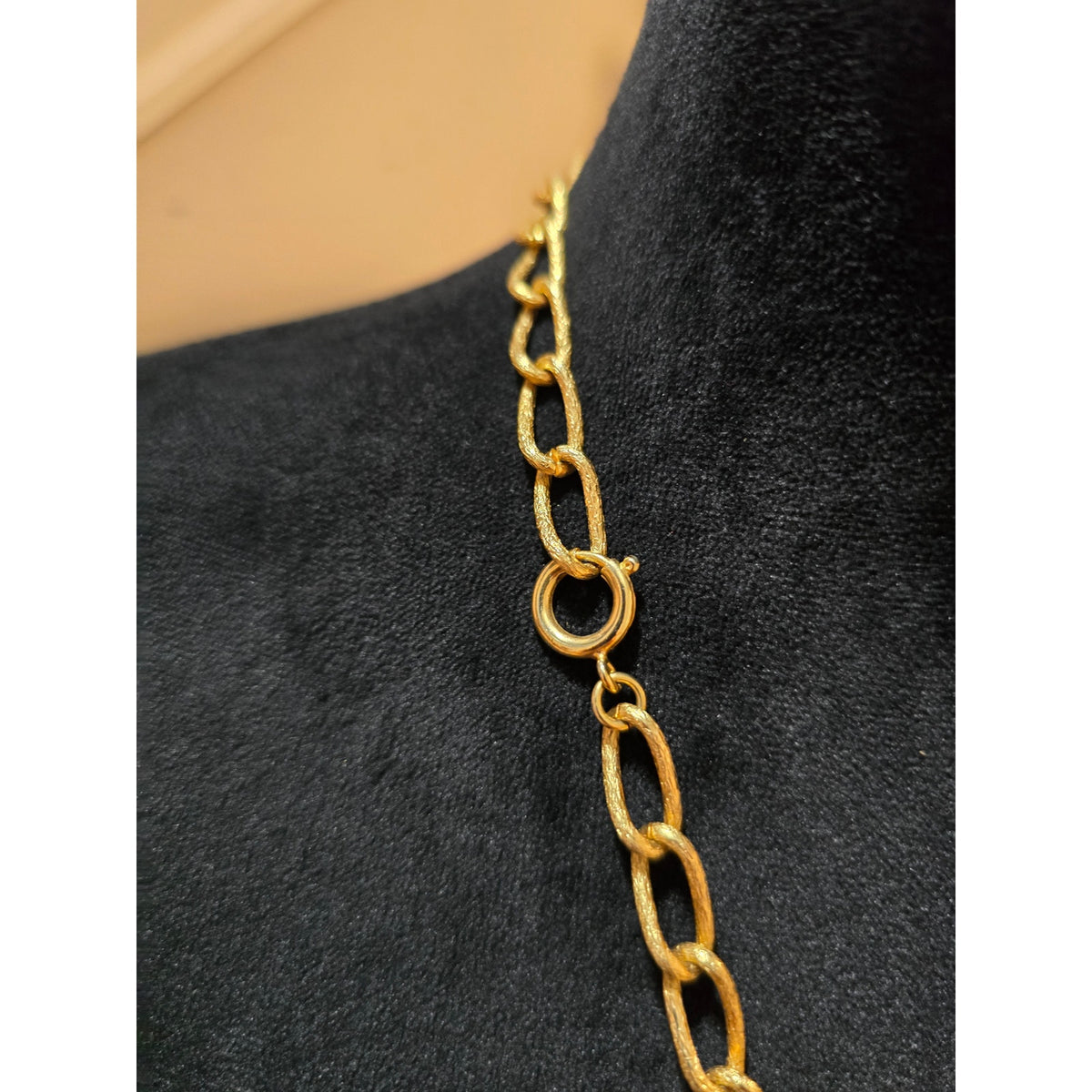 Women's Vintage Style Gold Tone Chain Necklace Cylinder Prayer Box Pendant
