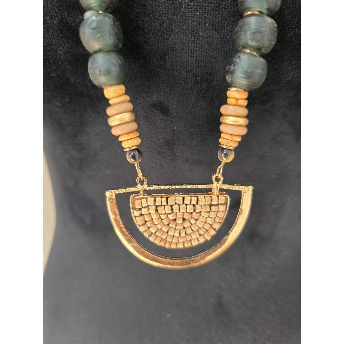 C 1946 Long Multicolor Beaded Necklace Gold Tone Geometric Pendant