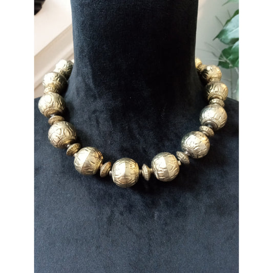 Vintage Gold Tone Etched Bead Choker Necklace Chunky Statement Jewelry
