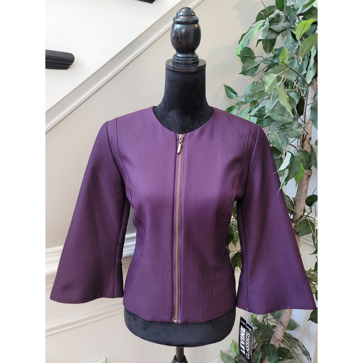 Levine Tailored Jacket Womens SZ 10 Eggplant Flare Sleeve Crew Neck Front Zipper