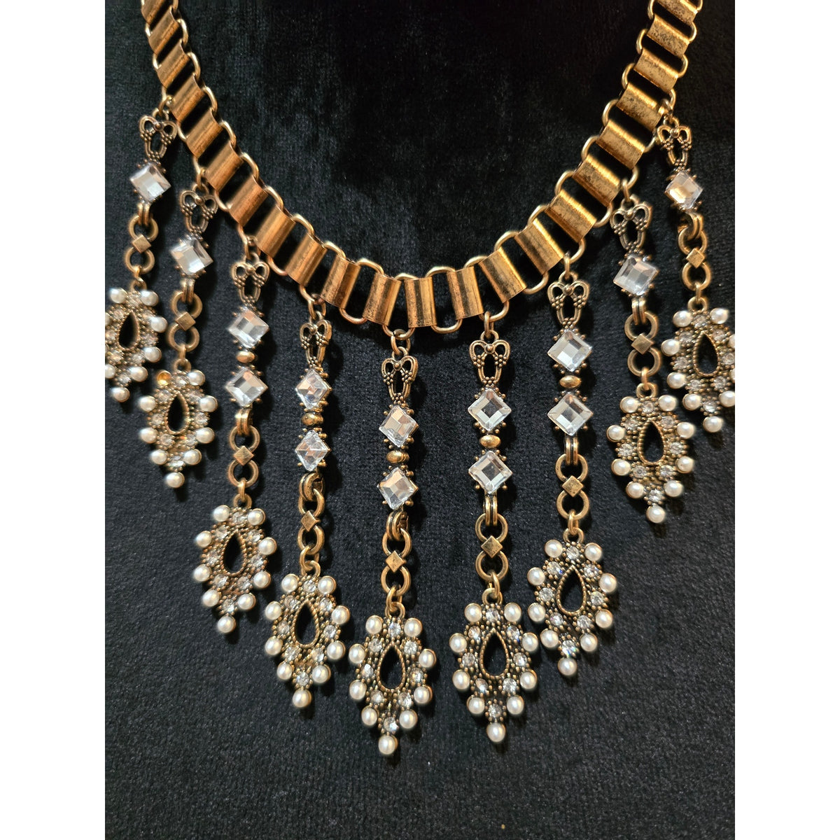 Women's Gold Tone Statement Necklace Clear Rhinestone Faux Pearl Dangle Chain