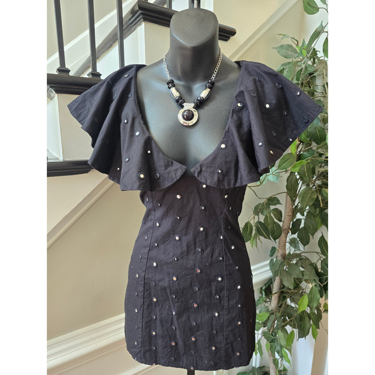 Lovers+Friends Eyelet Mirror Dress Women SZ XXS Black Ruffle V-Neck Cap sleeves