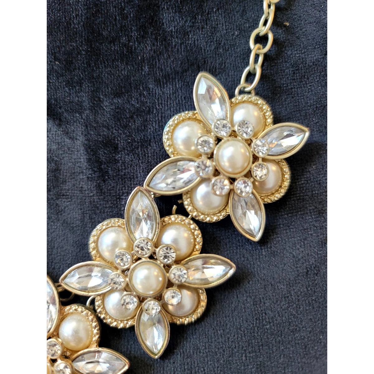 Vintage Gold Tone Faux Pearl Rhinestone Floral Statement Bib Necklace Bridal