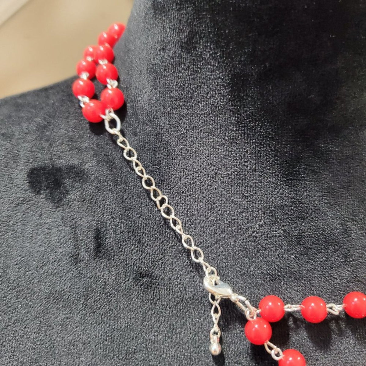 Womens Fashion White Blue Red Lucite Bead Opera Collar Necklace w/ Lobster Clasp