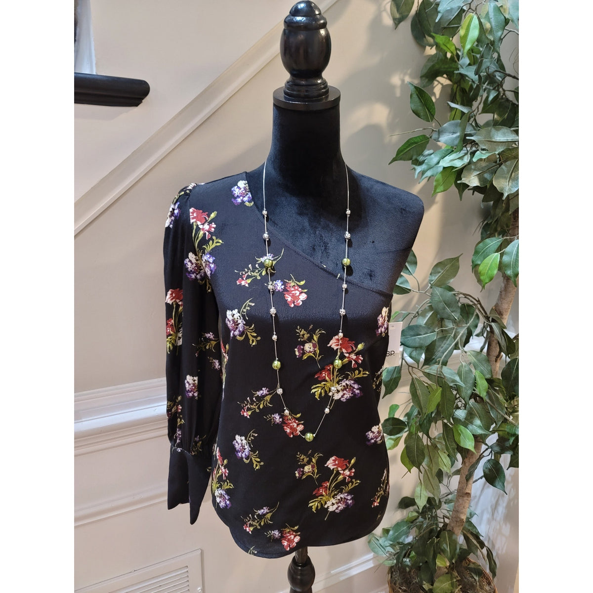 BP. Nordstrom Blouse Top Women's Small Black Floral Classic One Shoulder Neck