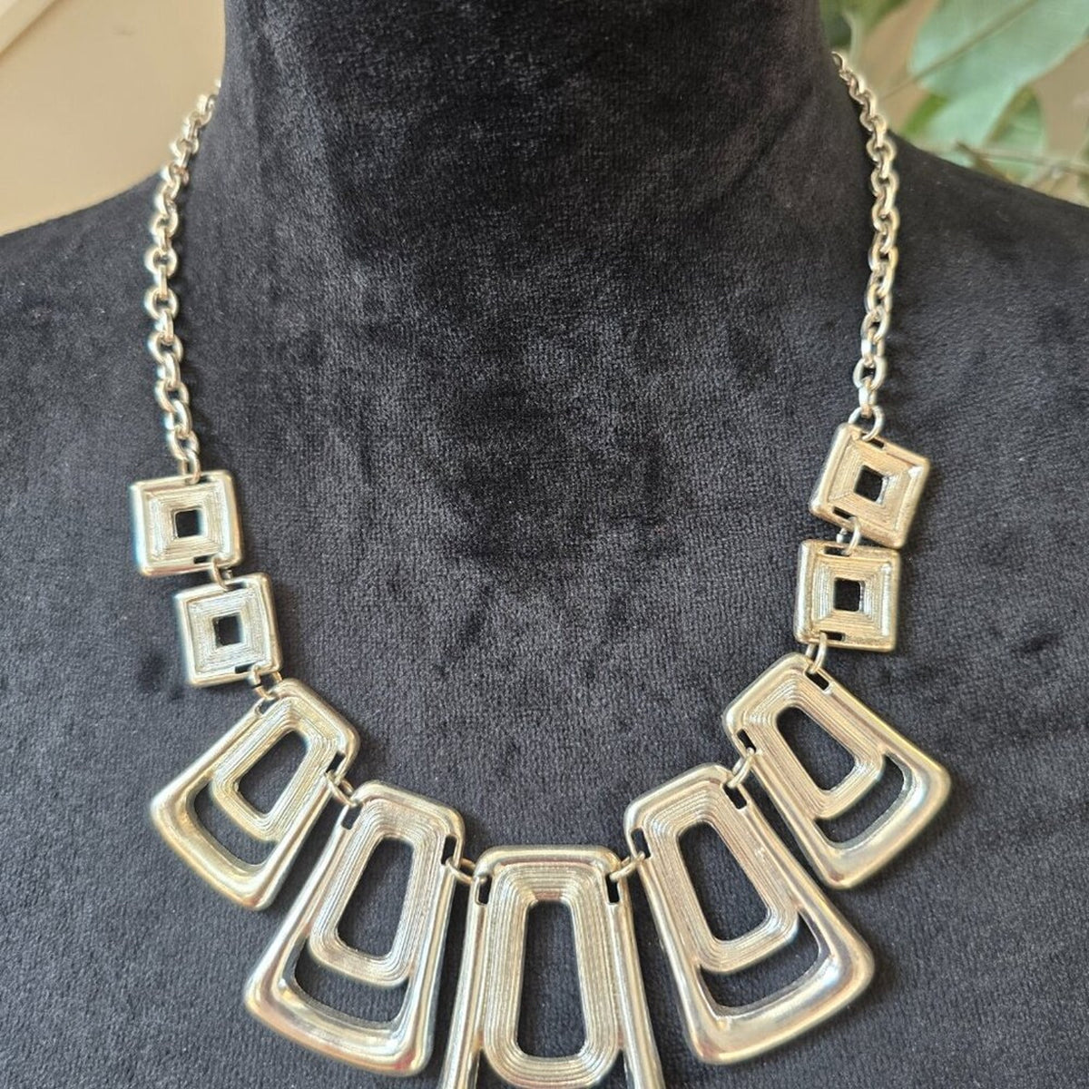 Women Fashion Silver Tone Trapezium Link Necklace Jewelry with Bracelet