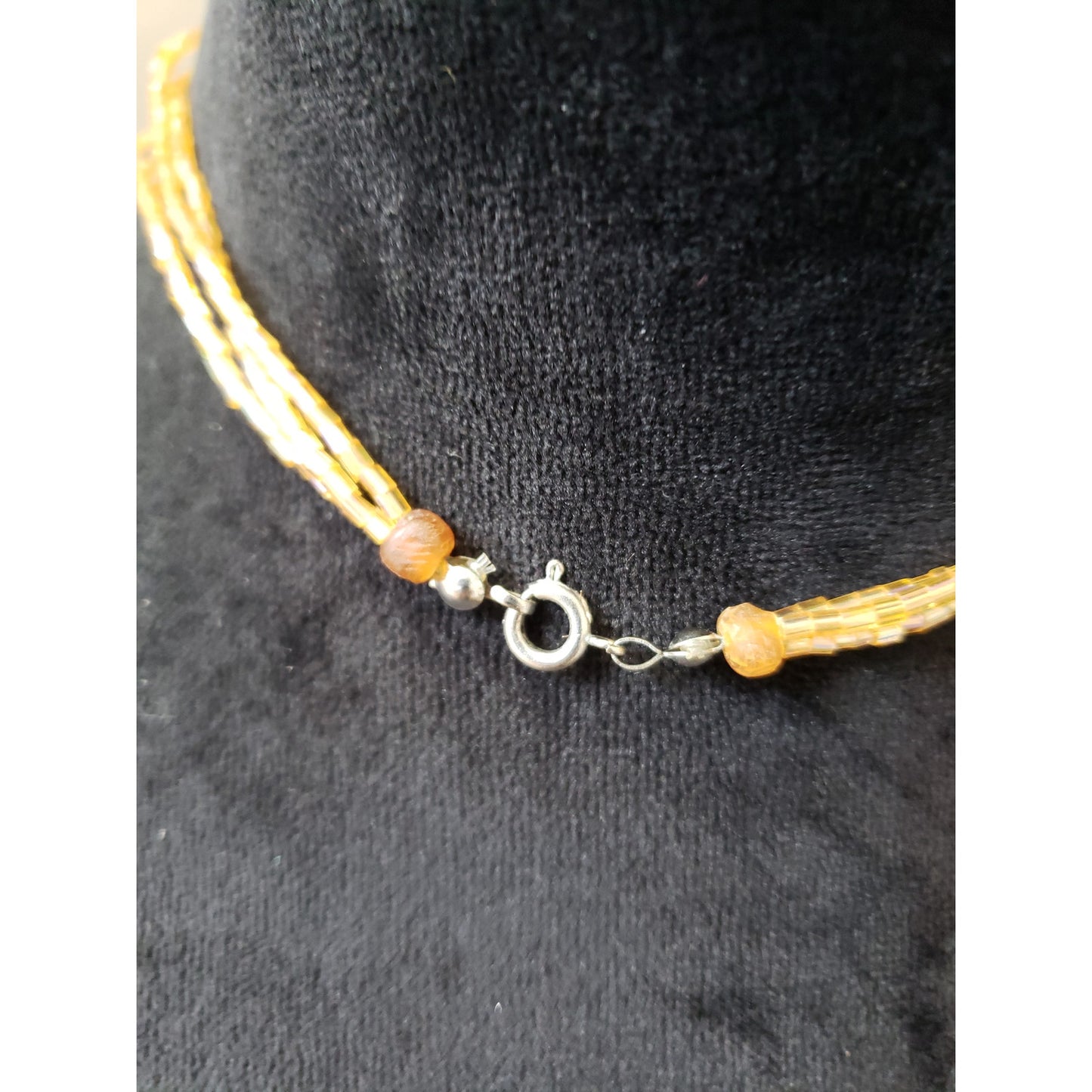 Women Vintage Yellow Beaded Necklace with Mother of Pearl Pendant and Tassel