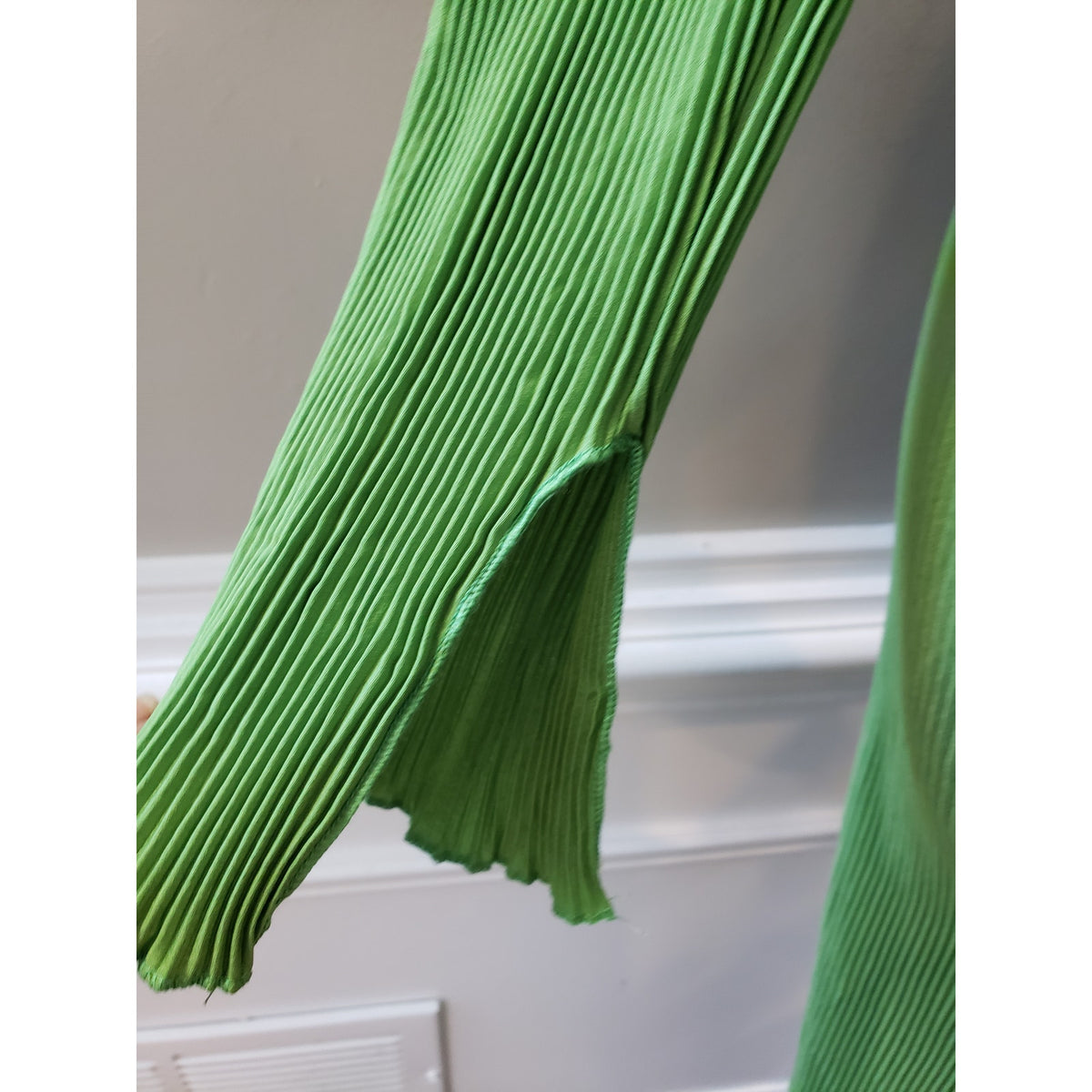 PRETTYLITTLETHING Long Maxi Dress Womens 8 Green Plisse Collared Button Front