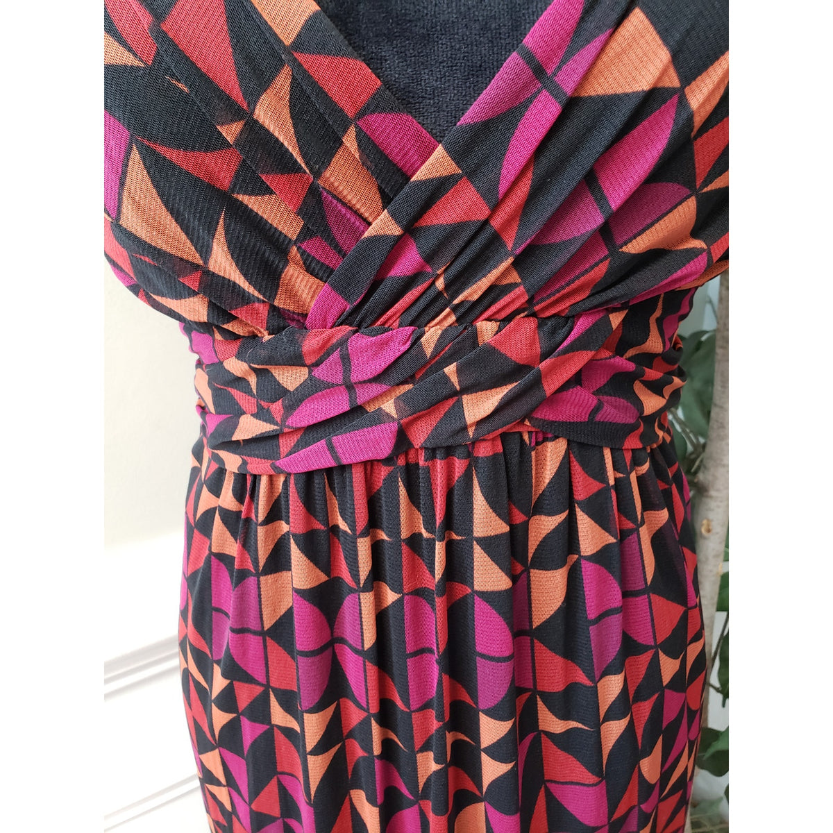 APT.9 Flared Dress Women Large Multi Geometric Print Pleated Skirt Surplice Neck